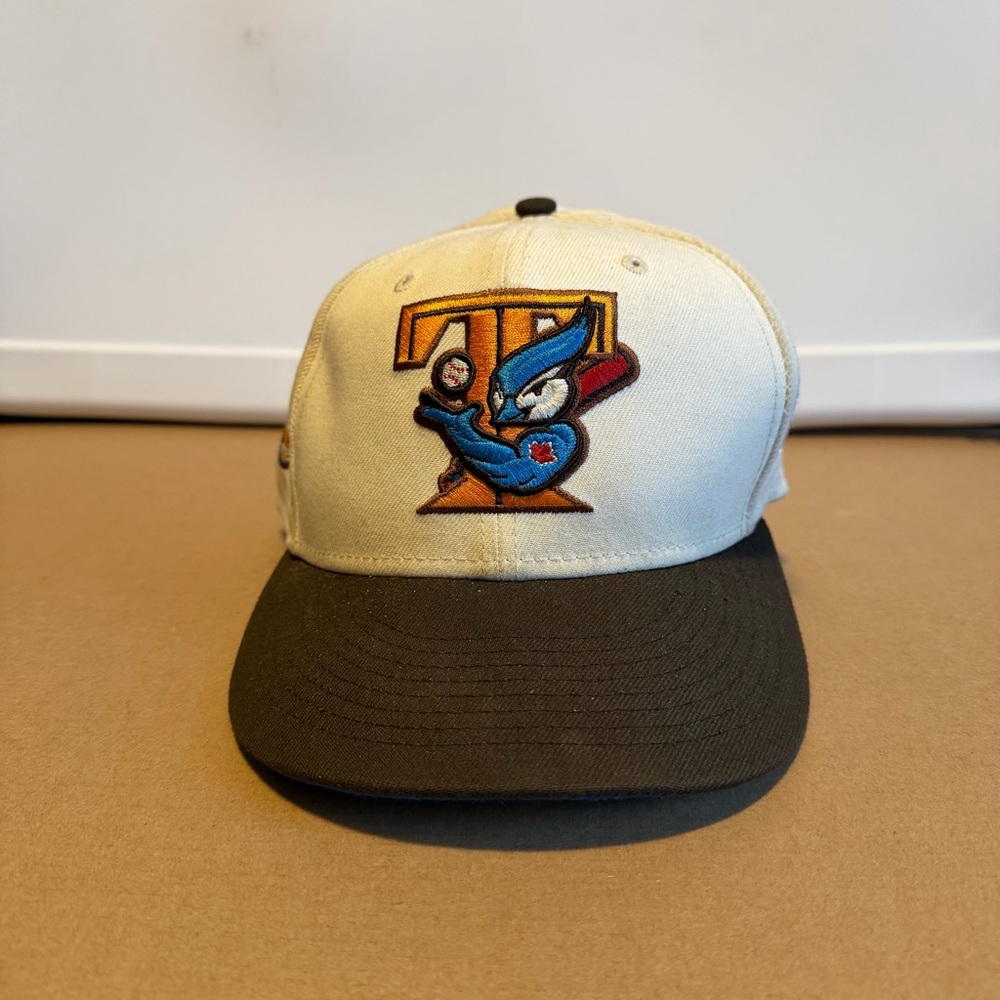 New Era Blue Jays Vintage 25th Edition Fitted Hat